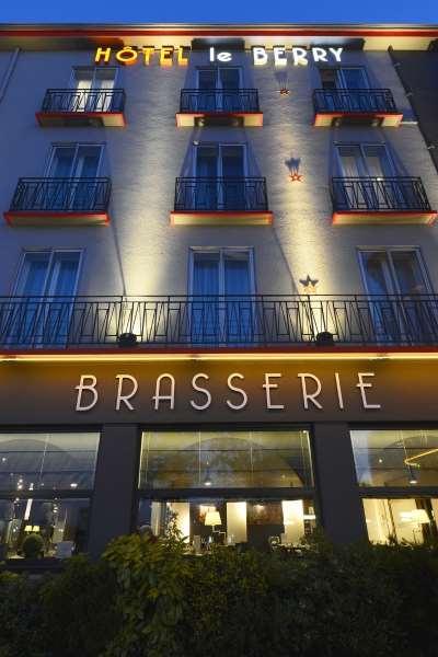 Hotel Le Berry Saint-Nazaire Exterior photo