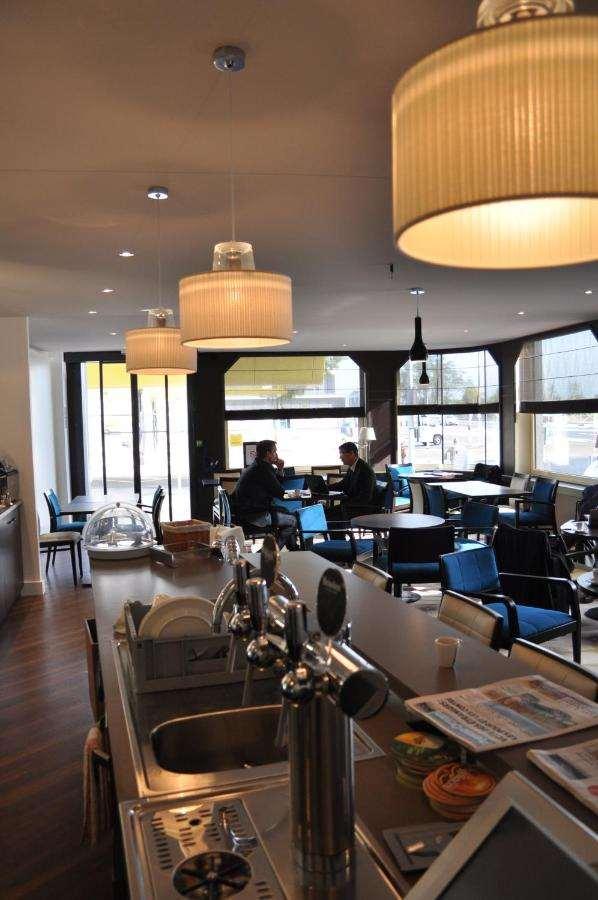 Hotel Le Berry Saint-Nazaire Restaurant photo