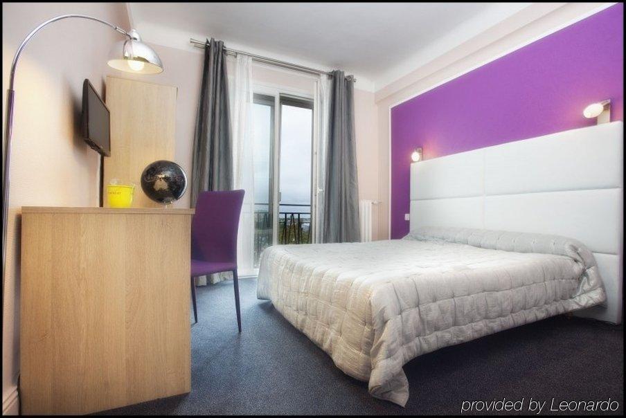 Hotel Le Berry Saint-Nazaire Exterior photo