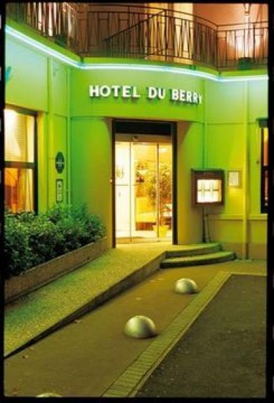 Hotel Le Berry Saint-Nazaire Exterior photo